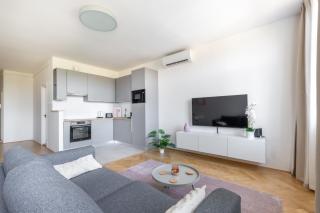 Spacious and freshly renovated apartment - Budapest - 9