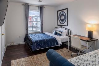Huge 3BR Urban Gem just 3 miles to NYC plus Free Parking - Jersey City - 6