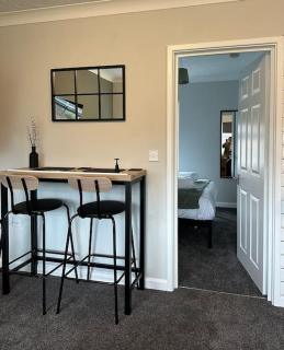 Walnut House - 1 Bedroom Apartment close to town by Shortstays4u - King's Lynn - 5