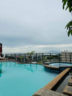 Executive Staycation - Angeles - 1