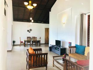 Hillcrest Holiday Home -Kandy - Haragama - 1