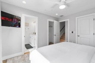 Mins to Downtown- Formula 1 - ACL - 5