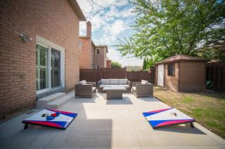 Peaceful Heartland KingBed Workstation BackyardFun - 7