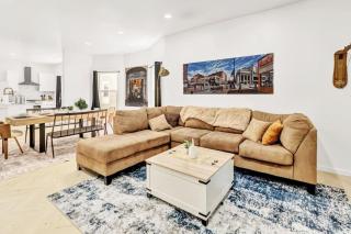Roomy And Modern Buffalo Getaway - Buffalo - 6
