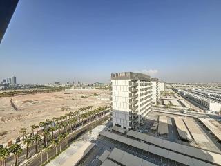 Mag Eye 890 - Modern Studio Apartment in Meydan - Dubai - 1