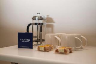 Sante Fe' Cottage Private 2-Bed Escape, Camps Bay - 6