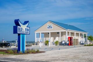 Blufin Bungalows & Marina - Chincoteague - 9