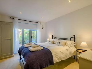 4 Bed in Holt 88678 - Melton Constable - 2