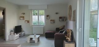 Le Cabinet-Charmante maison avec terrain - 0