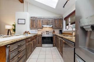 Spacious Family Friendly Townhome on Telluride Mainstreet - Telluride - 3