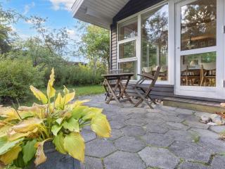 Tranquil Waterside Retreat-By Traum - Thyholm - 1