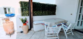 Gigi centralissimo appartamento Ischia Lacco Ameno - Ísquia - 6