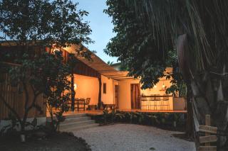 Cuatro Vientos Lodge & Apartments - Mal País, Costa Rica - Santa Teresa Beach - 6