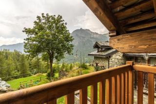 HelloCHALET Chalet Pessey - Entire Alpine Retreat with Private Garden, Nature & Silence 400mt to Valtournenche ski slope - Valtournenche - 9
