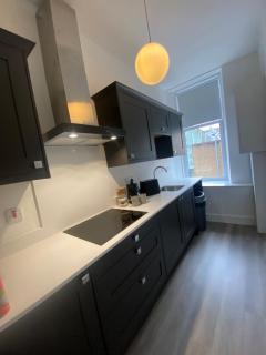 4 Smithhills Central 2 bed sleeps 4 - Paisley - 5