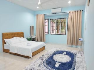 NASUHA HOMESTAY 2 TEMERLOH Semi-D House, 4 Bedroom, 2 Bathroom, 4 Unit Aircond, Njoy - Temerloh - 2