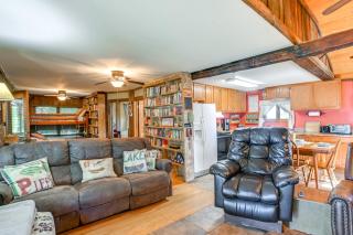 Screened Porch! Lakefront Gem in Boyds Branch Bay - 5