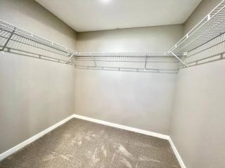 Cedar Falls Townhome - New Construction - 3 KINGS! - 8