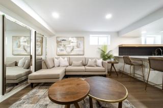 NEW 2Bed Luxury Retreat-King Bed-AC-WiFi - Edmonton - 5