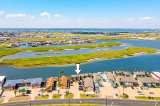 Upscale Waterfront- Private Patio Fish Pier - Padre Island - 5