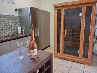 Luxury Studio Apartment with Sauna near the Beach - Štinjan - 8