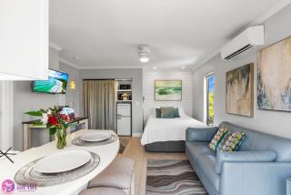 Beach Rd, 300ft to Beach Access & 500ft to Siesta Key Village, Studio - Siesta Key - 5