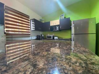 Hermosa Casa con todos los servicios a la mano - - 4