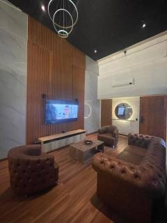Exclusivo Apartaloft Privado frente Parque Lleras - Medellín - 8