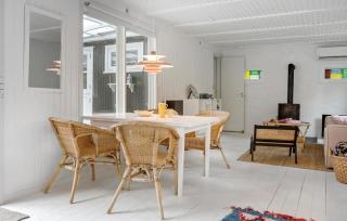 4 Bedroom Cozy Home In Vejby - Vejby - 6