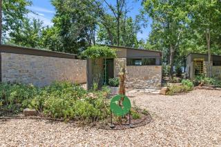 Couple's Dream Lakeside Cabin, Hot Tub, Fire pit - Malakoff - 0