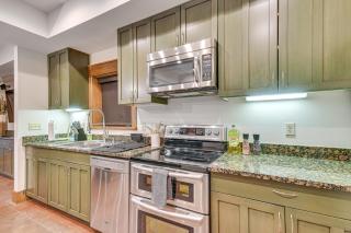 Scenic Getaway with Fire Pit and Grill in Columbia! - Columbia - 1