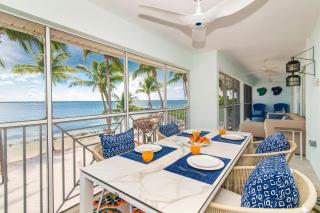 Kailua - Modern Waterfront Condo with Shared Pool and Hot Tub, Short Walk to the Kaibo - Driftwood Village - 2