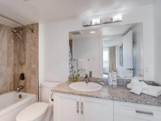 Coastal Charm - min 3-Day Stay Breathtaking Views with Work Desk by Victoria Prime! - Victoria - 7