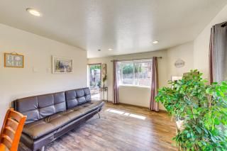 2 Mi to Old Town House with Grill in Eureka! - 7