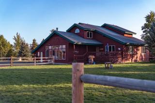 No Business Lodge - Donnelly - 8