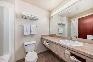 Grande Cache Inn & Suites - 5