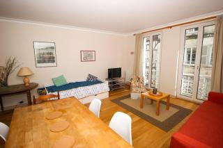 Appartement du XVIIè siècle, hypercentre 2 chambres - 2