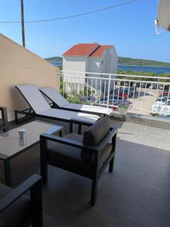 Apartments Beachfront Srima - Srima - 8