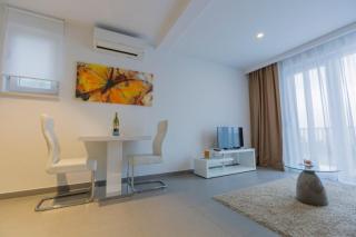 Apartments Luxury - Makarska - 3
