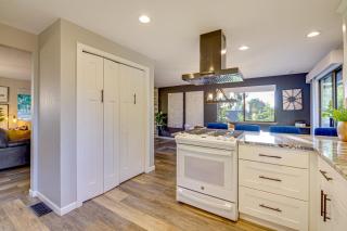Mount Vernon Home with Private Hot Tub - Mount Vernon - 1