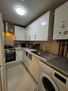 5 min from Westfield, Stratford, central , and Elizabeth Olympic Park with free Netflix - Londra - 5