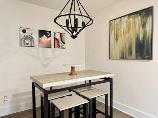 2B1B Modern Downtown ATL Condo w 1 Free Parking LM1007 - Atlanta - 8