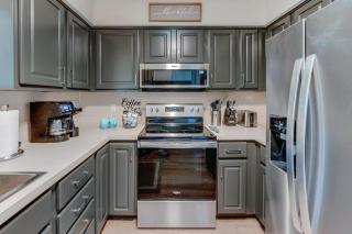 Lakefront Orion Twp Home with Fire Pit and Kayak! - 2