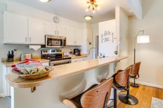 5 Mi to Northstar Bear Den Home with Decks! - Kings Beach - 4