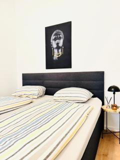 5BR Shared Apt Ideal for Groups 7 Min to Westbahnhof - Wenen - 9