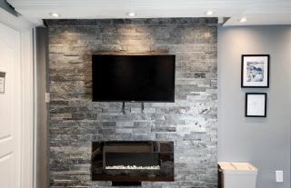 Private Greece inspired guest suite in Erindale - Mississauga - 0