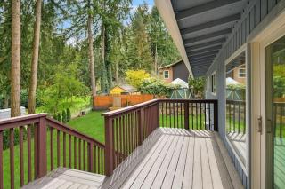 Remodeled Bellevue Family home w AC close to everything - Bellevue - 7