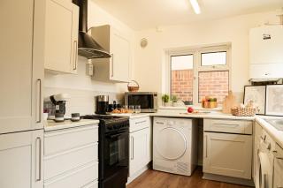 Spacious 5-Bedroom House in Banbury - Ideal for Families, Groups & Business Travelers - 6