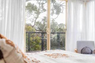 Bush Hideaway by the beach - Binalong Bay - 2