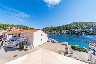 Apartments by the sea Brna, Korcula - 10057 - Smokvica - 1